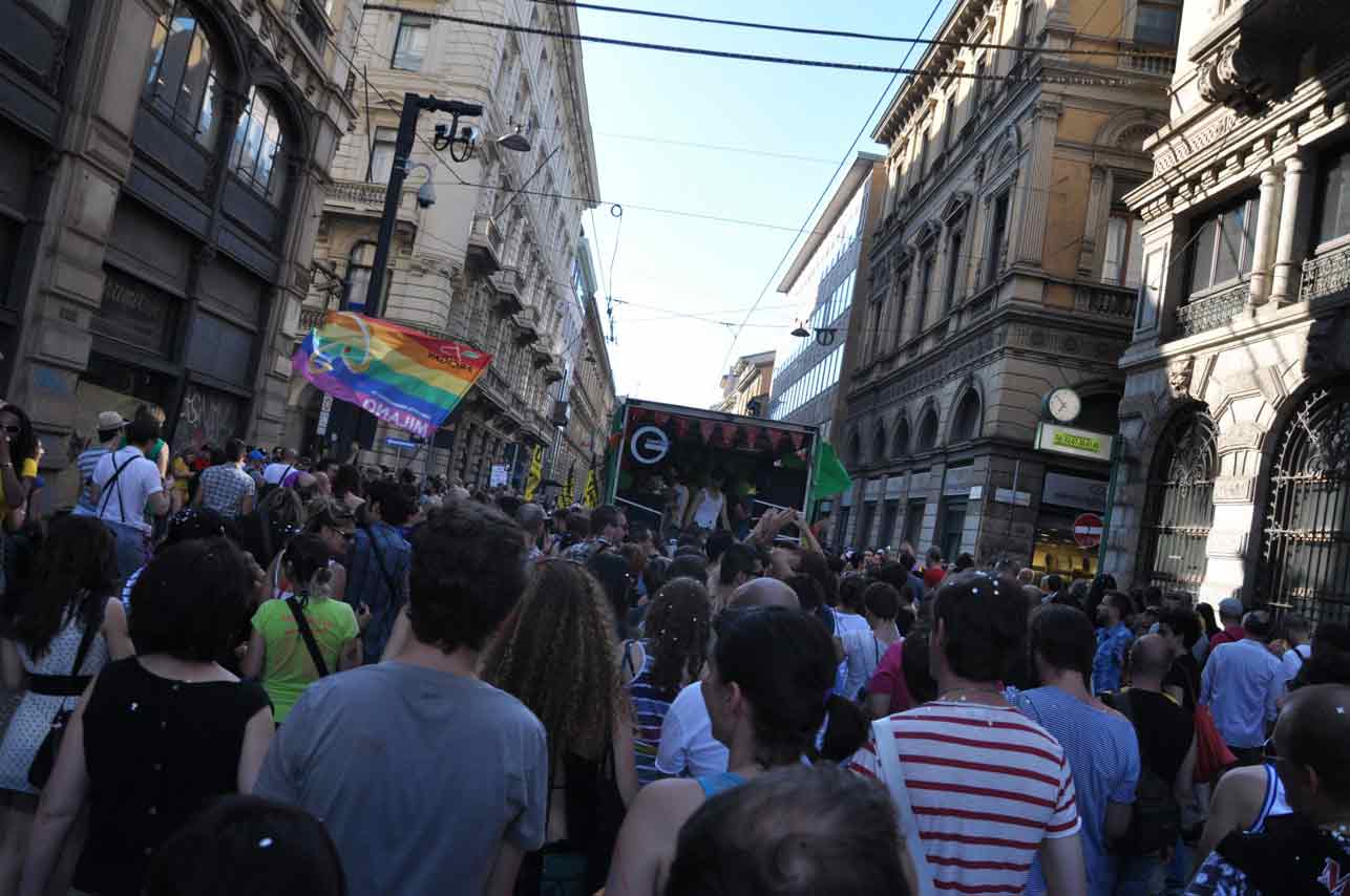 Milano Pride 2011: 60 mila in piazza con New York nel cuore