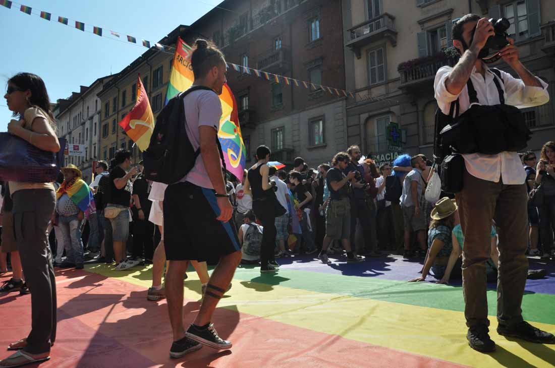 Milano Pride 2011: 60 mila in piazza con New York nel cuore