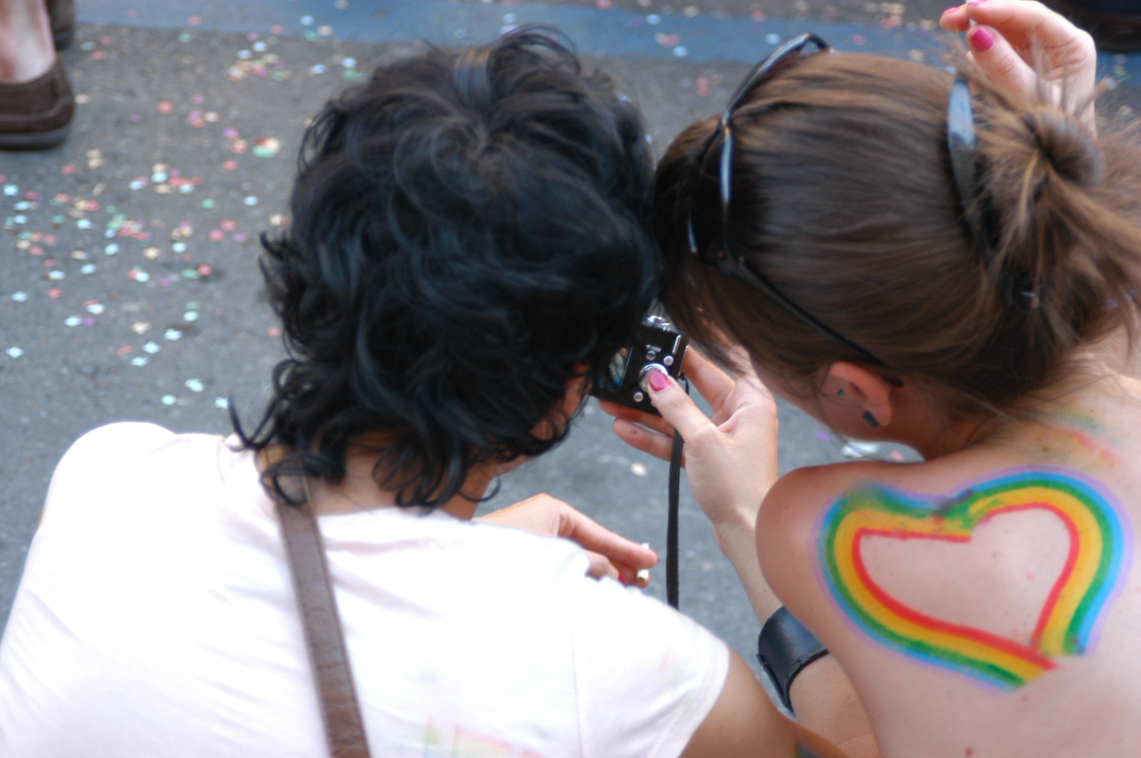 Milano Pride 2011: 60 mila in piazza con New York nel cuore