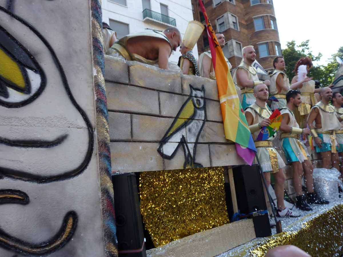 Milano Pride 2011: i carri del Christopher Street Day