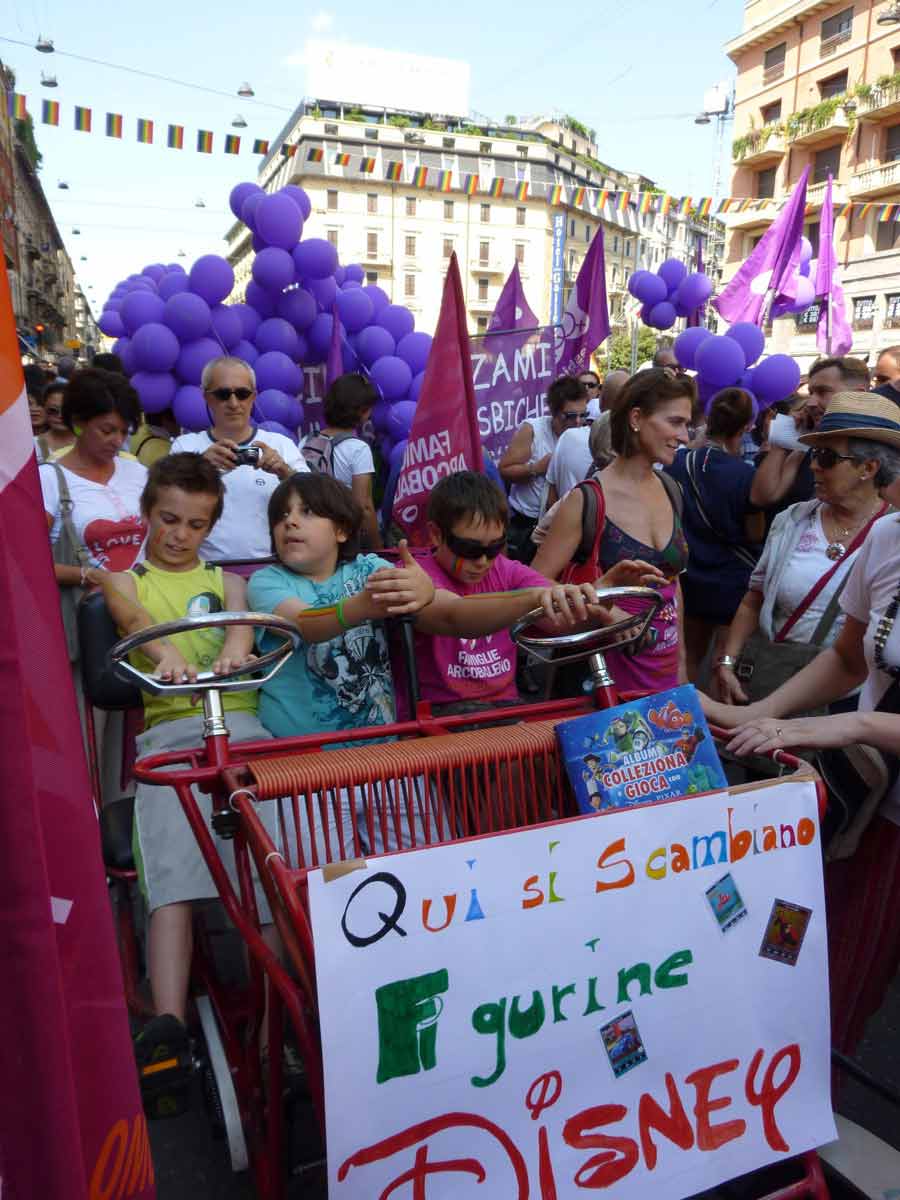 Milano Pride 2011: i carri del Christopher Street Day