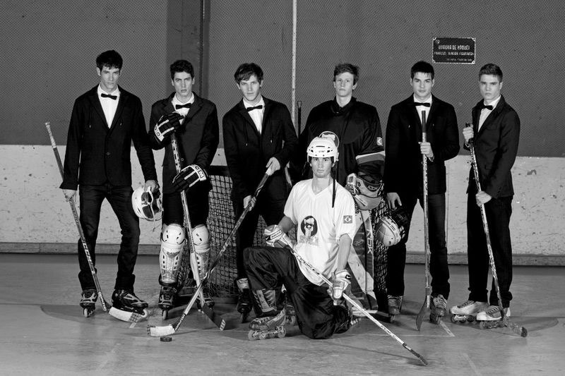 Kickstter trasforma i suoi modelli in giocatori di hockey