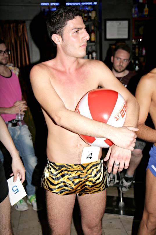 Edward, Mister Gay Lelephant in sfida per Mister Gay Italia