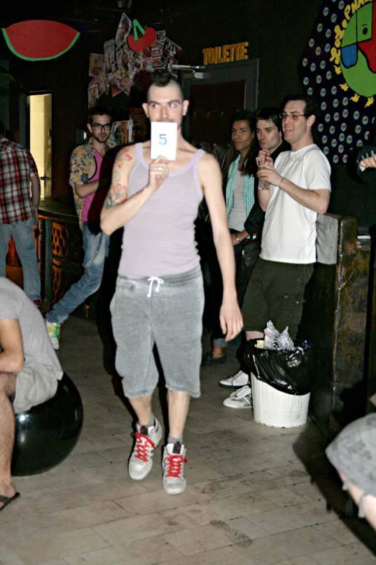 Edward, Mister Gay Lelephant in sfida per Mister Gay Italia