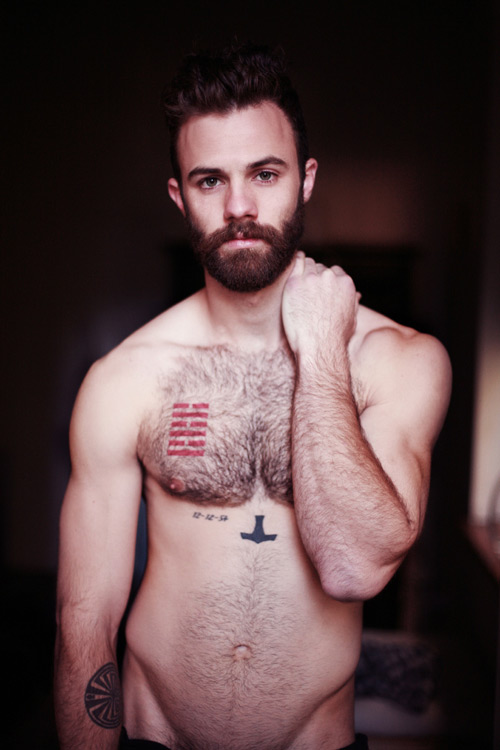 Kiel, tutto il fascino del muscle bear