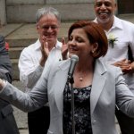 Le prime coppie gay di New York hanno detto s&igrave; - Thumbnail