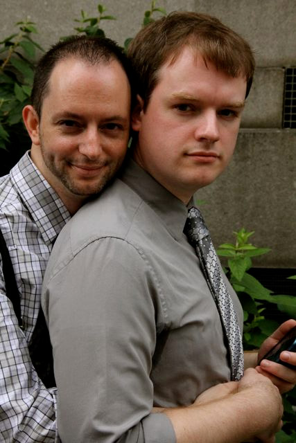 Le prime coppie gay di New York hanno detto s&igrave;