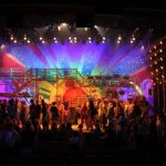 Broadway, durante il musical si sposano tre coppie - Thumbnail