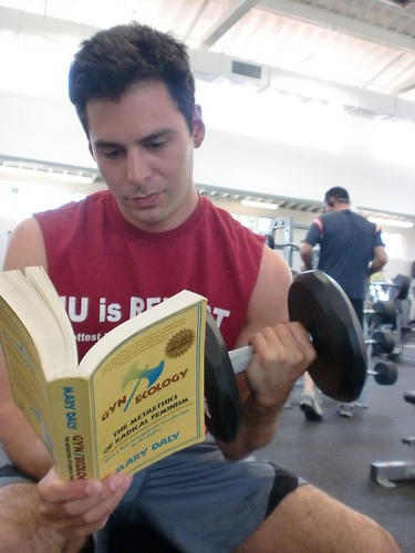 Hot Guys Reading Books: il lato sexy della lettura