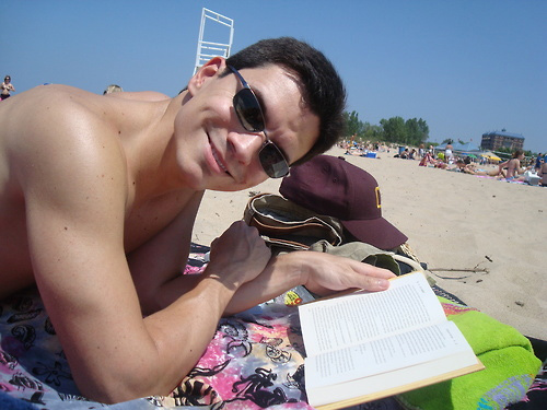 Hot Guys Reading Books: il lato sexy della lettura
