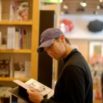 Hot Guys Reading Books: il lato sexy della lettura - Thumbnail