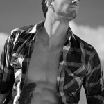 Lucas, il calciatore brasiliano diventato modello DSquared - Thumbnail