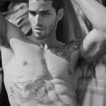 Lucas, il calciatore brasiliano diventato modello DSquared - Thumbnail