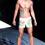 Lucas, il calciatore brasiliano diventato modello DSquared - Thumbnail