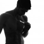 Lucas, il calciatore brasiliano diventato modello DSquared - Thumbnail
