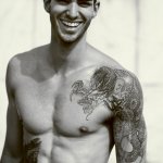 Lucas, il calciatore brasiliano diventato modello DSquared - Thumbnail