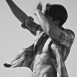 Lucas, il calciatore brasiliano diventato modello DSquared - Thumbnail