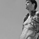 Lucas, il calciatore brasiliano diventato modello DSquared - Thumbnail