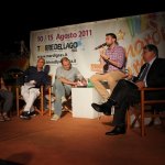 Le foto di Carlo Giovanardi al Mardi Gras di Torre del Lago - Thumbnail