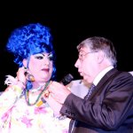 Le foto di Carlo Giovanardi al Mardi Gras di Torre del Lago - Thumbnail
