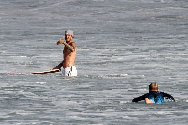 Becks fa surf a Malibù