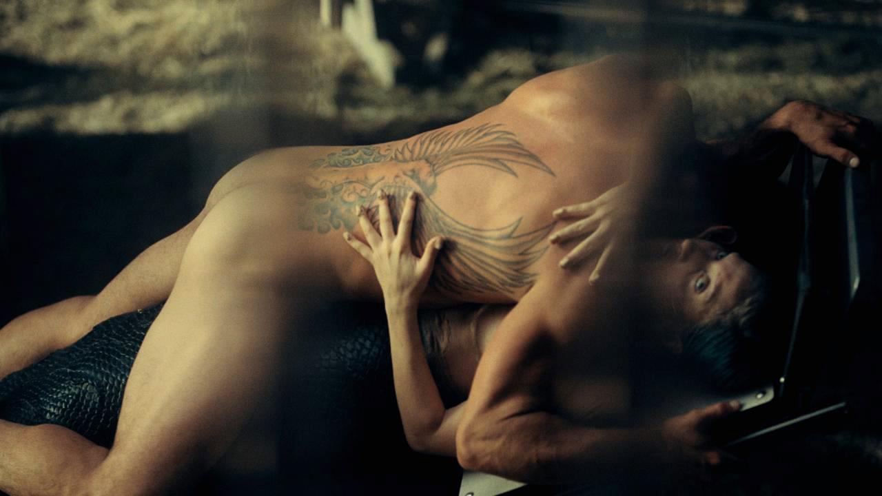Taylor Kinney, da licantropo a modello per Lady Gaga