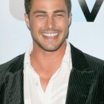 Taylor Kinney, da licantropo a modello per Lady Gaga - Thumbnail