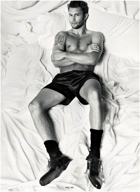 Boiys, boys, boys: i ragazzi di D&G a letto per Antidote