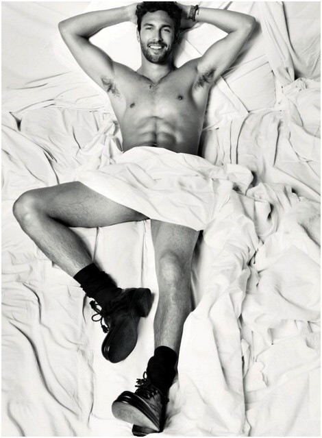 Boiys, boys, boys: i ragazzi di D&G a letto per Antidote
