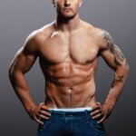 Calendari 2012: tatuaggi sui muscoli dei rugysti australiani - Thumbnail