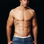Calendari 2012: tatuaggi sui muscoli dei rugysti australiani - Thumbnail