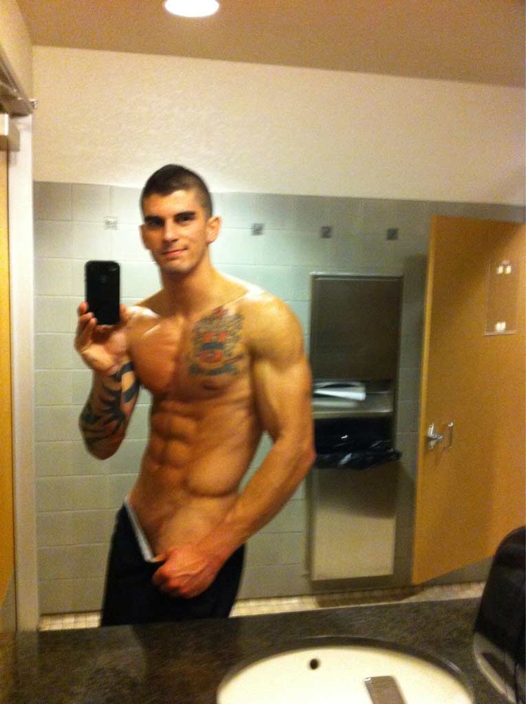 I porno attori gay e il loro iPhone