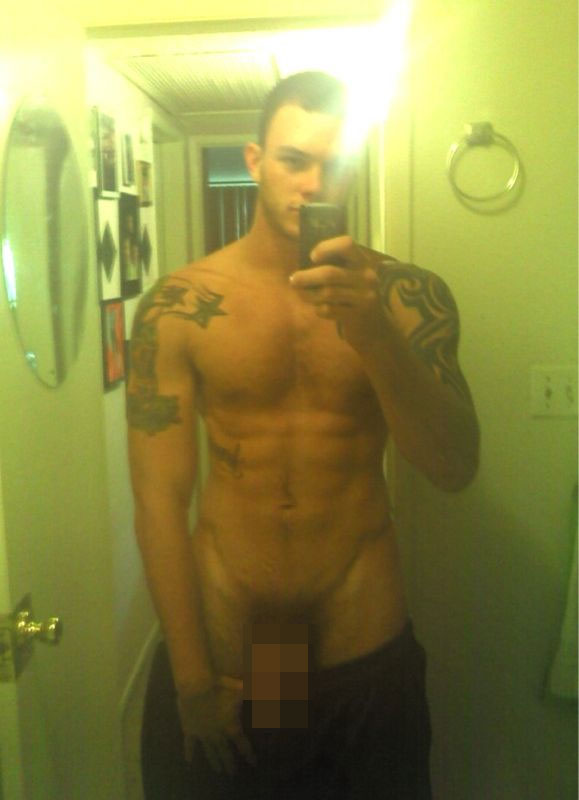 I porno attori gay e il loro iPhone