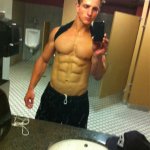 I porno attori gay e il loro iPhone - Thumbnail