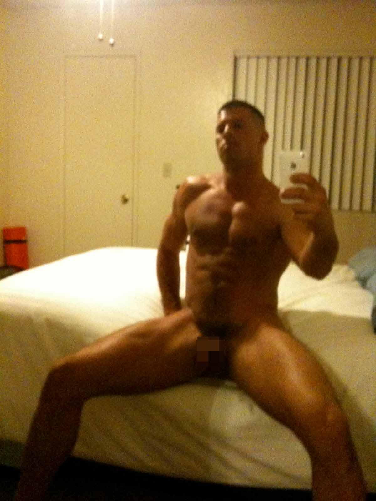 I porno attori gay e il loro iPhone