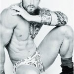 Stuart Reardon il rugbista prestato alla moda posa per DNA - Thumbnail
