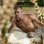 Il ritorno dei contadini svizzeri: ecco il calendario 2012 - Thumbnail