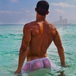 Enrique, il modello cubano che parla con l'obiettivo - Thumbnail