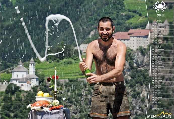 Eros, astri e natura: il calendario Men in the Alps 2012
