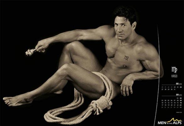 Eros, astri e natura: il calendario Men in the Alps 2012