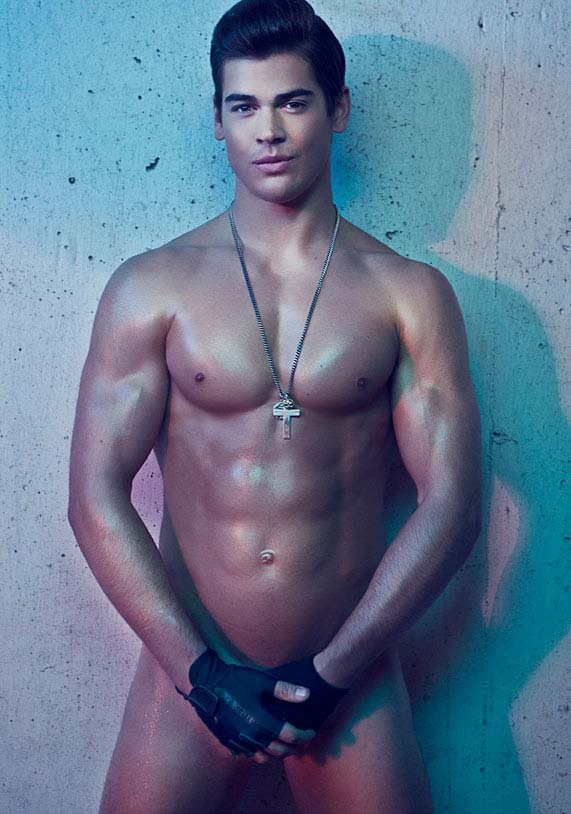 I "Sexyissue" di Adam McMahon sulle pagine di Factice