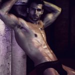 I "Sexyissue" di Adam McMahon sulle pagine di Factice - Thumbnail
