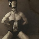 Tutti al circo: invece dei leoni, ecco i "Boys at Circus" - Thumbnail