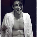 Tutti al circo: invece dei leoni, ecco i "Boys at Circus" - Thumbnail