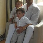 La famiglia Martin al completo su Vanity Fair spagnolo - Thumbnail