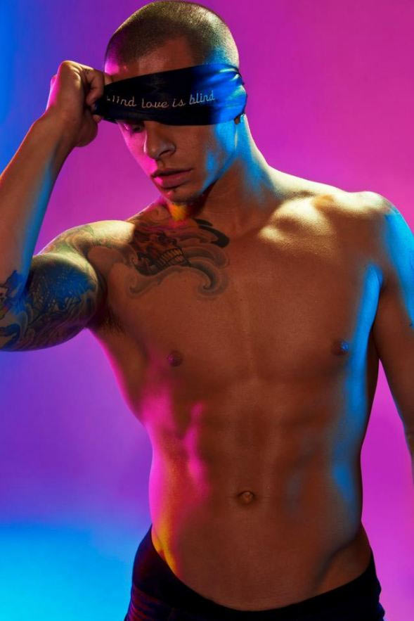 J.Lo e il suo toy boy Casper Smart nella clip di Dance Again