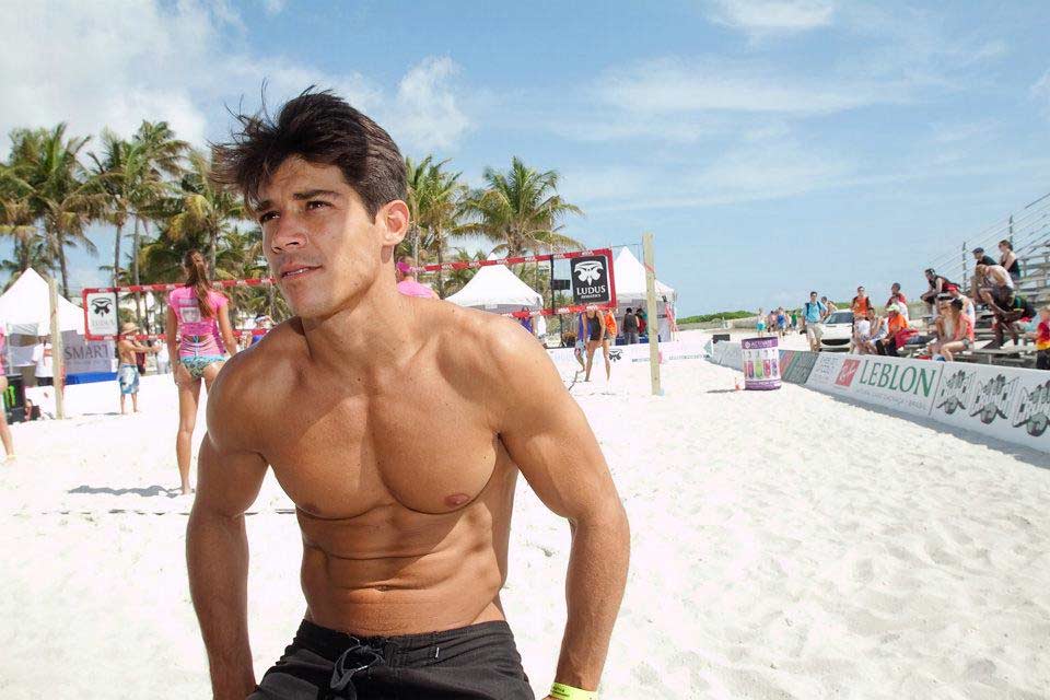 Model Beach Volleyball, il torneo dei modelli a Miami