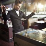 Matt Bomer: da White Collar a Glee passando per GQ Italia - Thumbnail