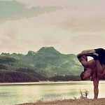 RubberLegz, il ballerino e designer che ama contorcersi - Thumbnail