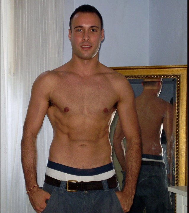 Alessandro &egrave; Mister Waiting for Frau, verso Mister Gay 2012